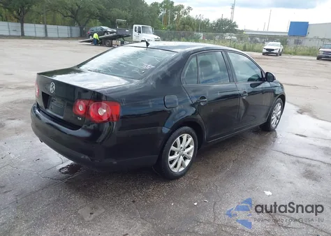 2010 Volkswagen Jetta Limited Edition from USA, damaged, VIN 3VWRX7AJ8AM115847